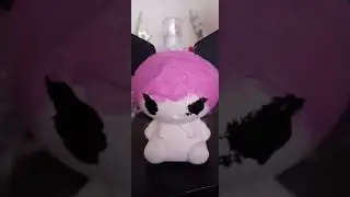 Unboxing Hello Kitty and friends figurine and piggy Bing