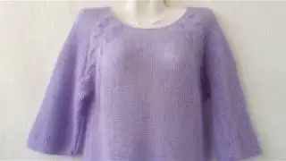 Knitting a jumper from mohair. Raglan on top.