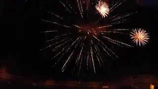 Съемка салюта на квадрокоптер в Ломоносове