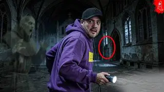 Pasamos la noche en un monasterio embrujado. Nos agredieron