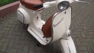 Classic Vespa Mini 50S/50cc in Ivory Cream - ID: SV