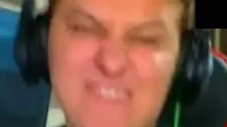 ХОЛДИК-СНЮСОЕД ПРОКЛЯТЫЙ