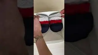 Storing bras in a bra organizer