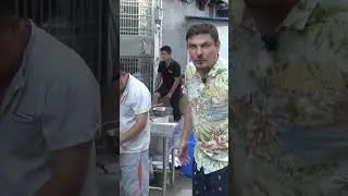 Оборотная сторона уличной еды в Китае! Shorts шортс #китай #уличнаяеда #китайскаякухня