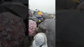 Молитва за Украину.  Ванкуверская набережная. США