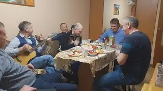 Одноклассники - Ложкой снег мешая