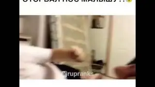 Оторвал нос малышу