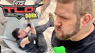 JIMMY’S BODY VS GLASS LIGHT TUBES