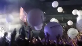 Linkin Park - Bleeding Out + Ending Balloons @Berlin 12 06 2017