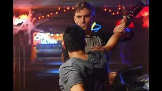 Valentões apanhando (Cena do filme o hóspede)