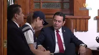 Presidente Jimmy Morales y primera dama Patricia de Morales abren la puerta al censo