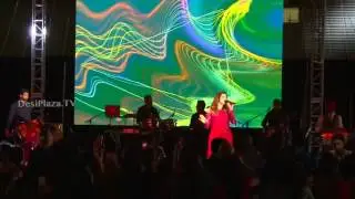 Kanika Kapoor makes audience dance for her 