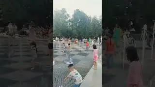 Казань, асфальт, фонтан , татарки, лето