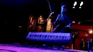 Keyboard falls before the LAST chord...