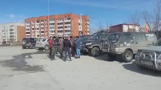 2 делики, уаз и остальные в Сибирском лесу