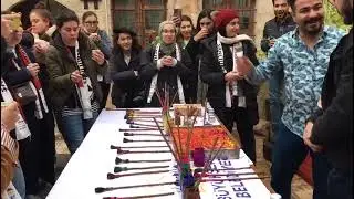 EBRU SANATI FARKLI  ÜLKELERDEN GELEN MİSAFİRLERİMİZE EBRU SANATI   nedir nasıl sevilir