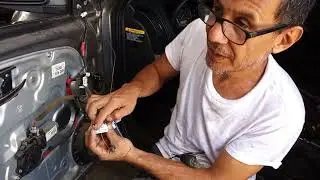 como subir vidrio eléctrico en una emergencia sin diagramas(identificando cables con luz de prueba )