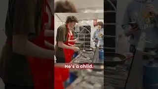 Tubbo's Kitchen Catches on FIRE