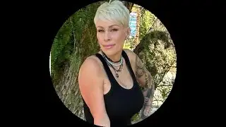 Sloan Bella is live! chatting about whatever thats what my live streams are about ..