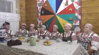 Как в деревне нас мама встречает