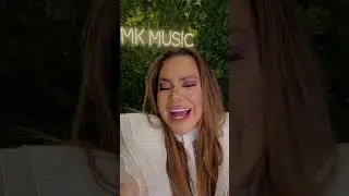 Olha quem está por aqui! Assista agora "Se Eu Não Te Ouvir" da cantora Sarah Farias #mkmusic