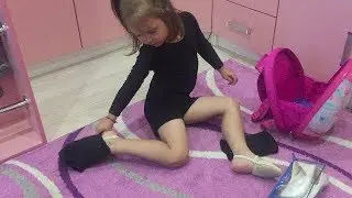 Художественная гимнастика. Женечка показывает упражнения.