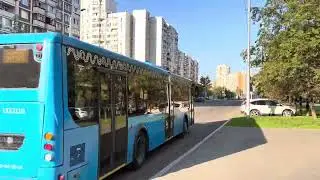 Автобус ЛиАЗ-5292.65 следует по маршруту 658 ”м. Братиславская - м. Кузьминки”