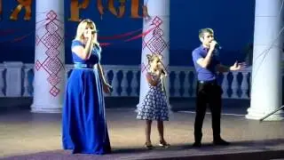 Выступление Марлена Белялова, Ксении Корягиной и Динары Аксеитовой, День Крещения Руси 28 июля 2016