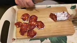 Navaja Salamandra D2 y Opinel n8 Test food