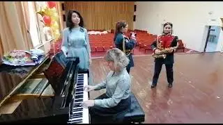 в траве сидел кузнечик
