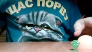 Открываю шоколадные шары чупа чупс