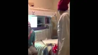 Parte 1 de uma menina exibida que vira pobre