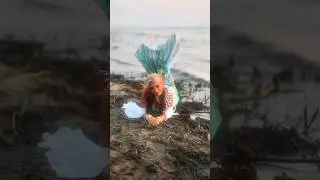 I tried to be a mermaid! 🧜‍♀️🌊💚
