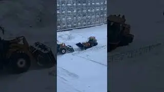 Утонувшие в сугробах