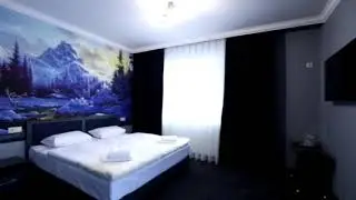 seveney hotel room 4