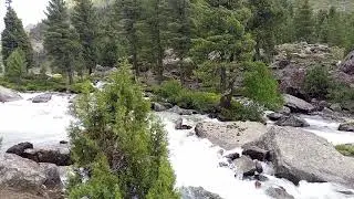 Natural beauty of the World 🌍 the sound of water ease your mind.