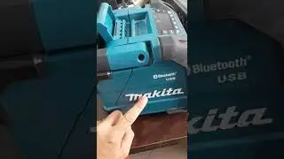 Makita dmr202 usb & bluetooth speaker.