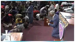 Holy Ghost INTERRUPTS SERMON! - Bishop Dale Bronner
