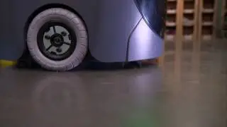 Locus Robotics Autonomous Robot | Warehouse Automation Intro | Locus Robotics