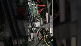 Dumb motherboard design by Acer