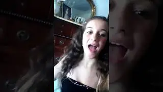 Scatti amo una bella foto? Polaroid... musical.ly♥
