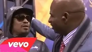 Deion Sanders Rare Interview With Marshawn Lynch [HD}