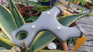 2 Glow in the Dark Kirinite Slingshots Catapults
