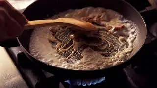 Nikon D850 - Slow Motion - Thai Red Curry