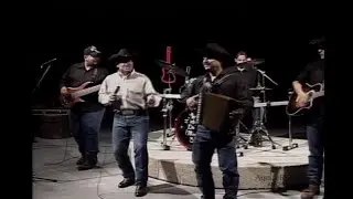 Jonny Martinez y su Grupo Bravo - "Esa morenita"