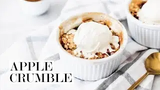 Apple Crumble | Cravings Journal