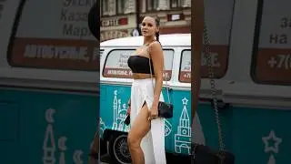 КАК ДУМАЕТЕ КЕМ ОНА РАБОТАЕТ? #streetphotography #street #photography #уличныйфотограф #казань
