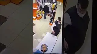 Интересно,что будет если засунуть ножницы ✂️ в розетку ?
