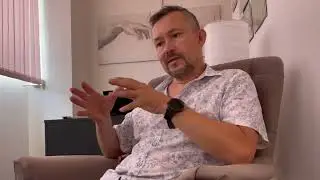 Слезы клиента.  Почему в психотерапии важно не сострадание, а содействие?