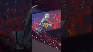Suga's reaction when the guitar string broke😭